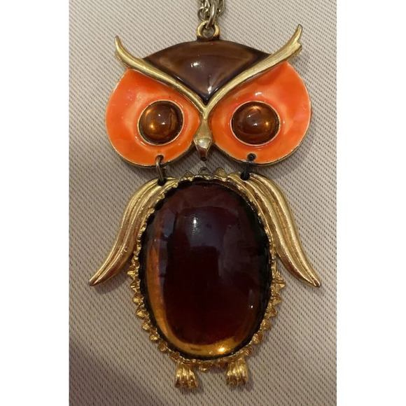 Owl Necklace Lucite Eyes Belly 3D Hinged Gold Tone Articulated Vintage Retro - Picture 2 of 5